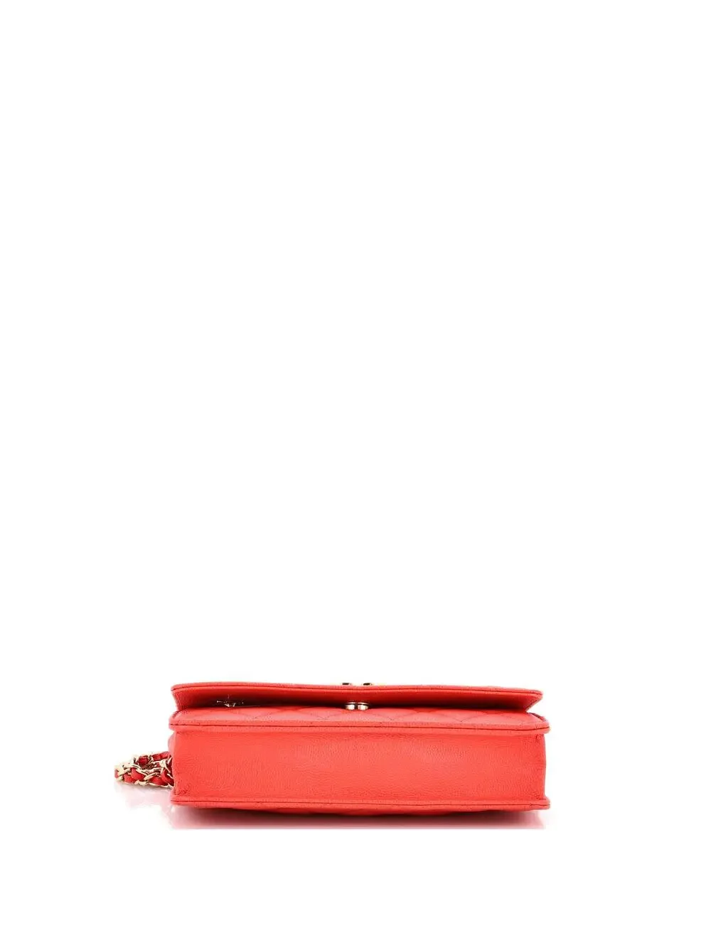 CHANEL elevate your